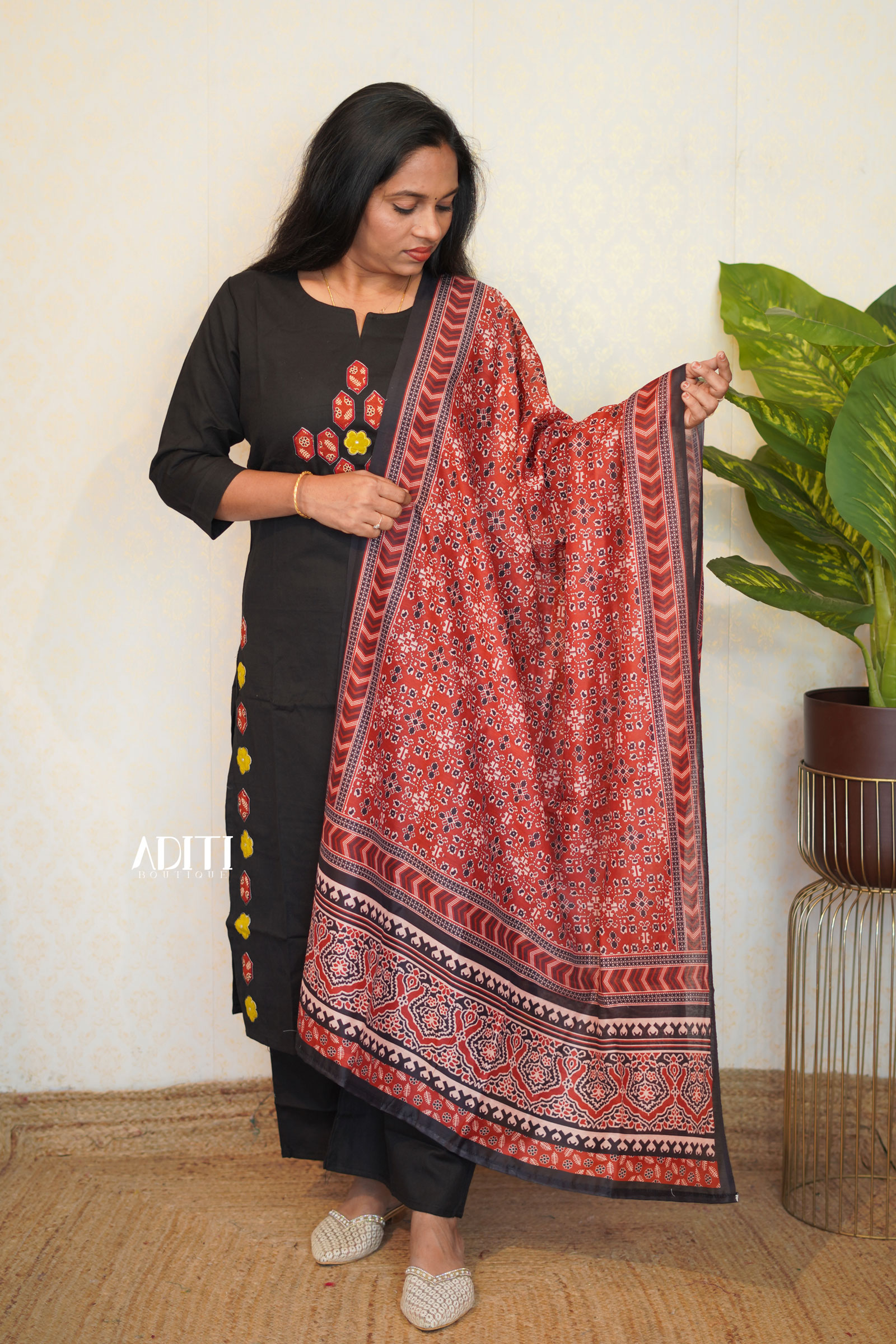 SALWAR RS0121 - View 2